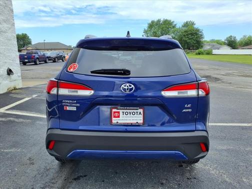 2025 Toyota Corolla Cross LE