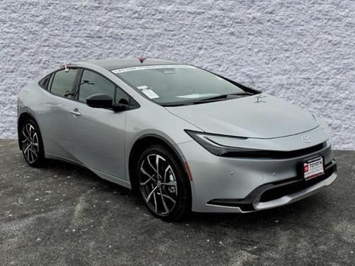 2026 Toyota Prius Plug-In Hybrid 