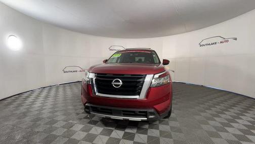 2024 Nissan Pathfinder SL 4WD