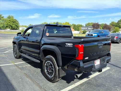 2025 Toyota Tacoma TRD Off Road