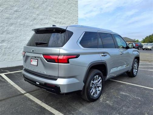 2025 Toyota Sequoia Base