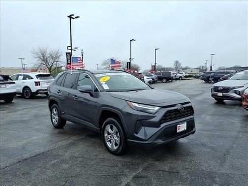 2025 Toyota RAV4 Hybrid XLE