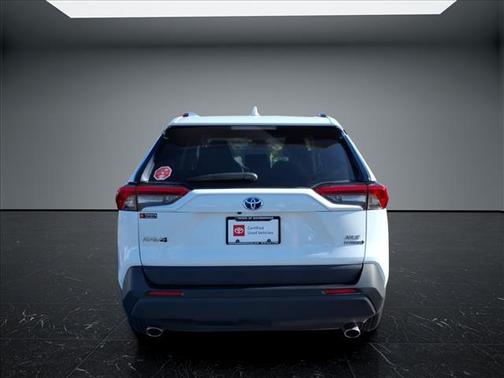 Ice 2024 Toyota RAV4 Hybrid XLE