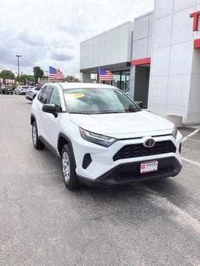 Ice 2024 Toyota RAV4 LE