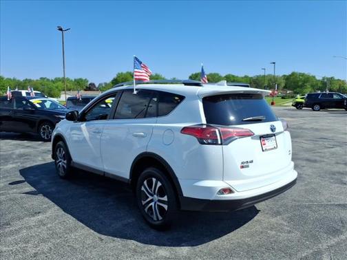 2016 Toyota RAV4 LE