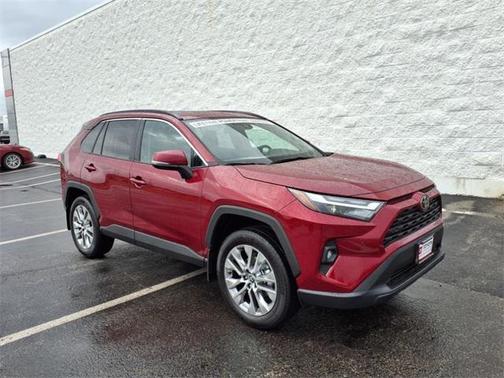 2025 Toyota RAV4 XLE Premium