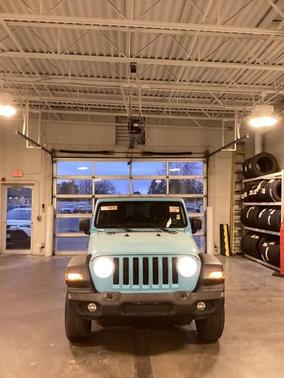 2022 Jeep Wrangler Unlimited Sport