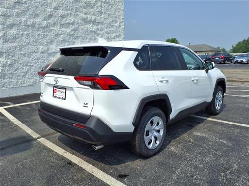 2025 Toyota RAV4 LE