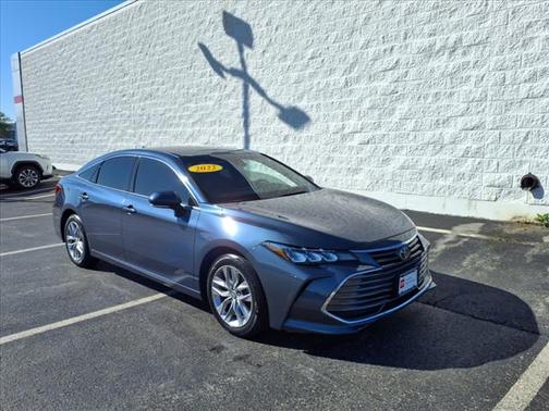 2022 Toyota Avalon XLE