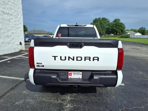 2025 Toyota Tundra SR5