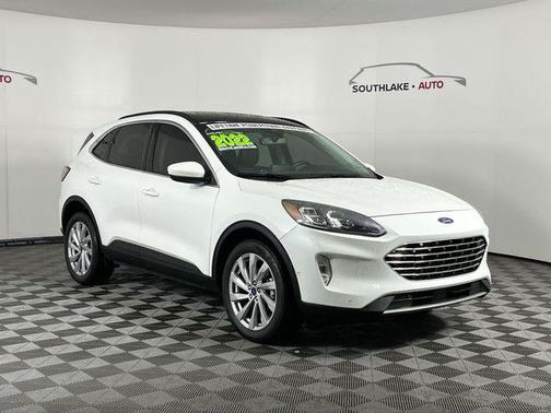2022 Ford Escape Titanium