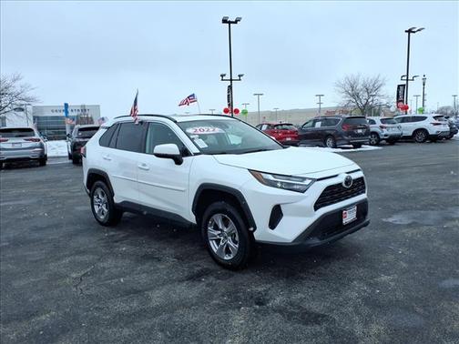 2022 Toyota RAV4 XLE
