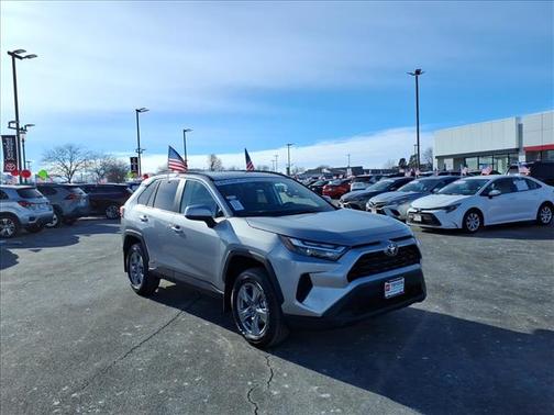 2025 Toyota RAV4 Hybrid XLE