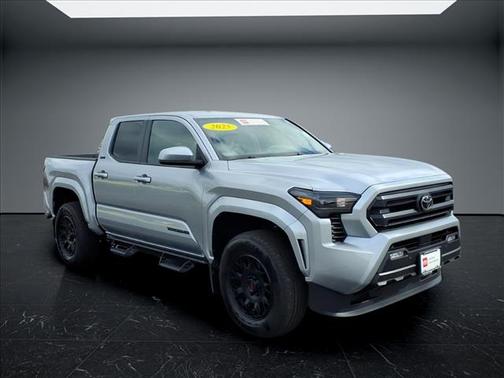01j9 2025 Toyota Tacoma SR5