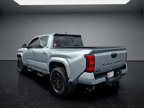 01j9 2025 Toyota Tacoma SR5