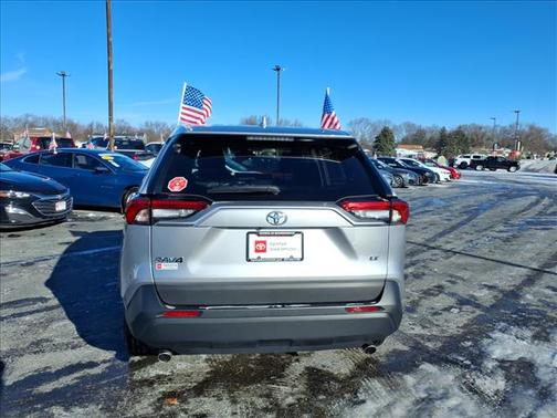 2024 Toyota RAV4 LE