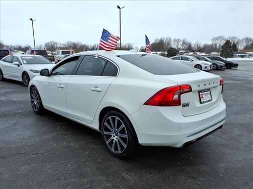 2017 Volvo S60 Inscription T5 Platinum