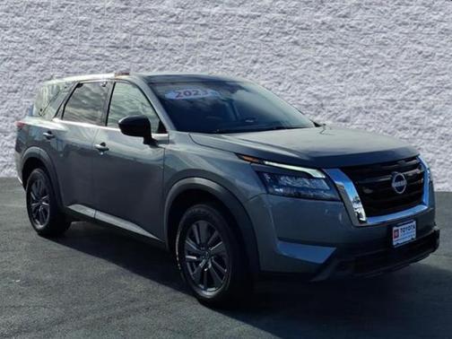 2023 Nissan Pathfinder S 4WD