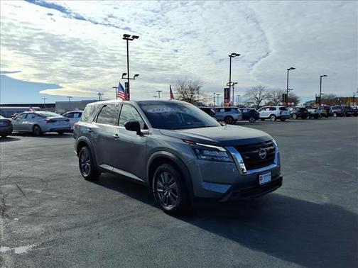 2023 Nissan Pathfinder S 4WD