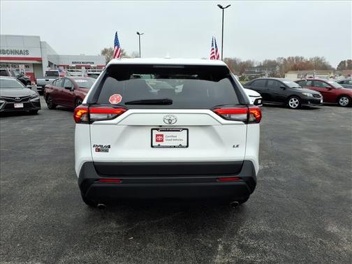 2024 Toyota RAV4 LE