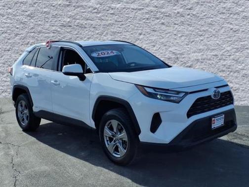 2024 Toyota RAV4 Hybrid XLE