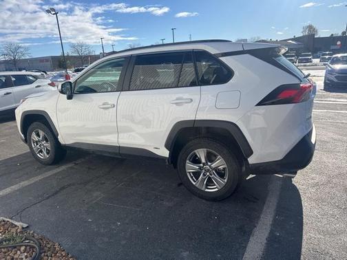 2024 Toyota RAV4 Hybrid XLE