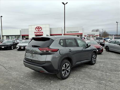 2023 Nissan Rogue SV