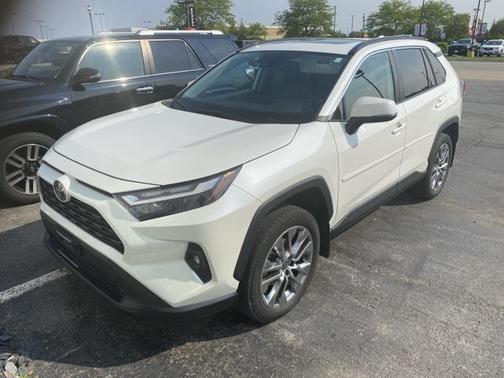 2022 Toyota RAV4 XLE Premium