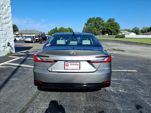 2025 Toyota Camry XLE