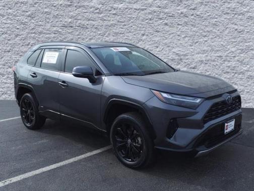 2022 Toyota RAV4 Hybrid SE
