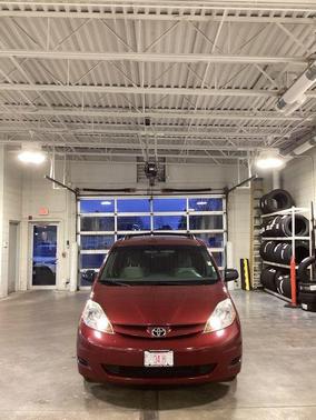 2010 Toyota Sienna LE