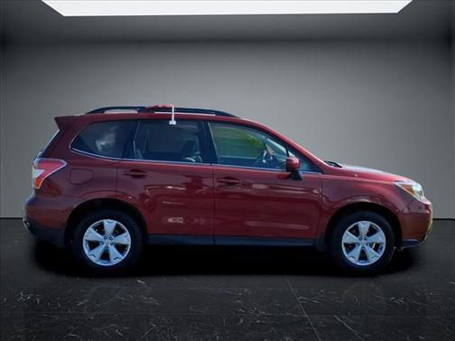 Venetian Red Pearl 2016 Subaru Forester 2.5i Limited