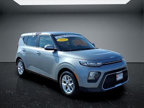 Steel Gray 2022 Kia Soul LX