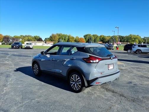 2024 Nissan Kicks SV