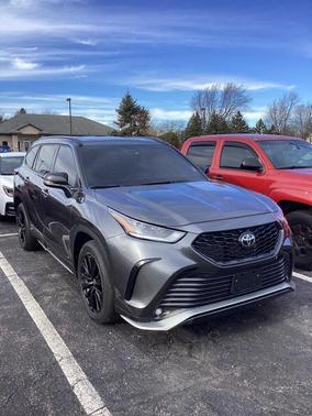 2024 Toyota Highlander XSE