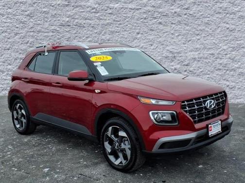 2025 Hyundai VENUE SEL