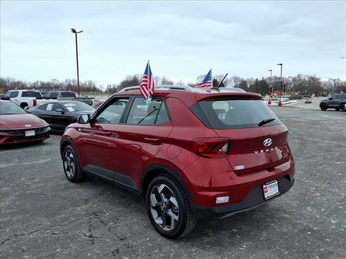 2025 Hyundai VENUE SEL