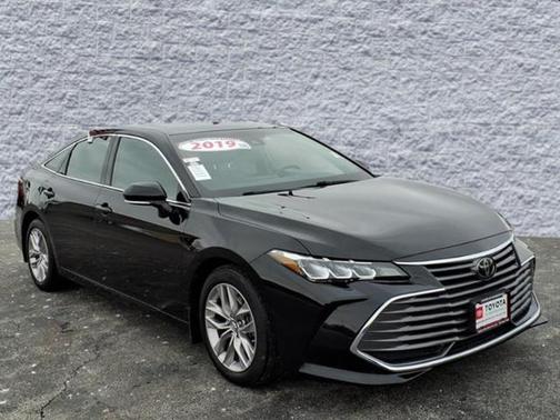2019 Toyota Avalon XLE