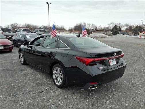2019 Toyota Avalon XLE