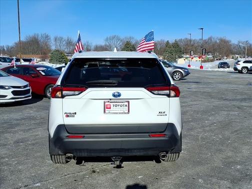 2020 Toyota RAV4 Hybrid XLE