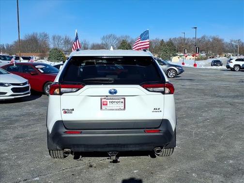2020 Toyota RAV4 Hybrid XLE