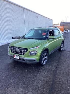 2023 Hyundai VENUE SEL