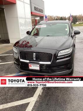 2022 Lincoln Nautilus Reserve