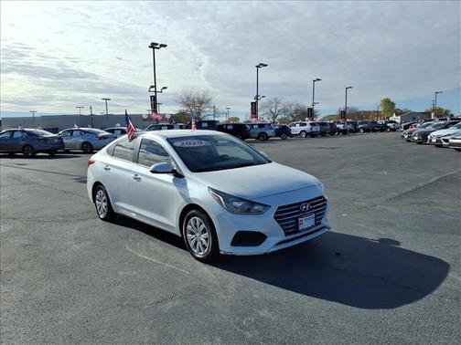 2020 Hyundai Accent SE