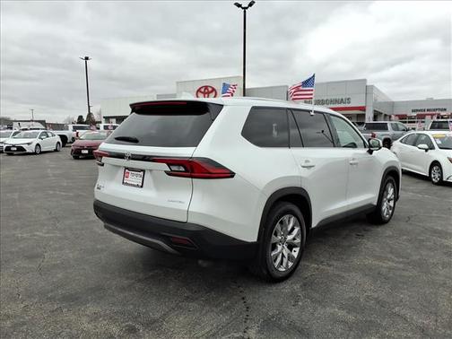 2026 Toyota Highlander Hybrid Base