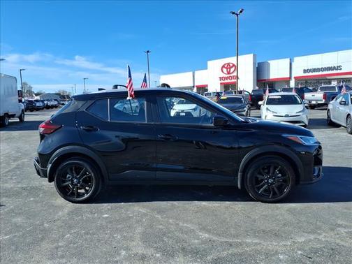 2024 Nissan Kicks SV