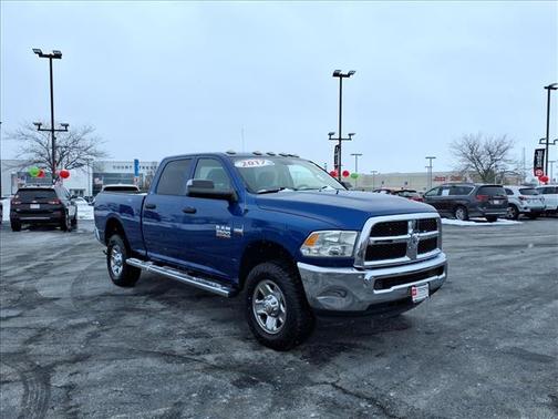 2017 RAM 2500 Tradesman Crew Cab 4x4 6'4' Box