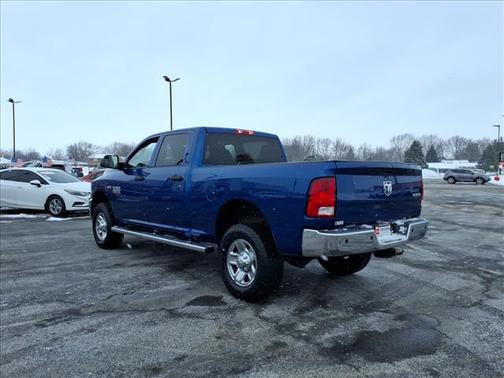 2017 RAM 2500 Tradesman Crew Cab 4x4 6'4' Box