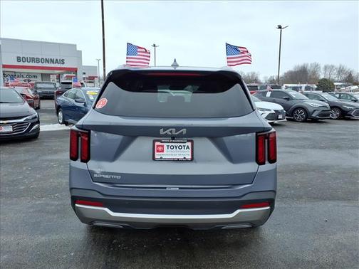2024 Kia Sorento S