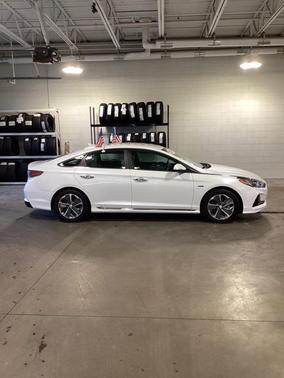 2019 Hyundai Sonata Plug-In Hybrid Base